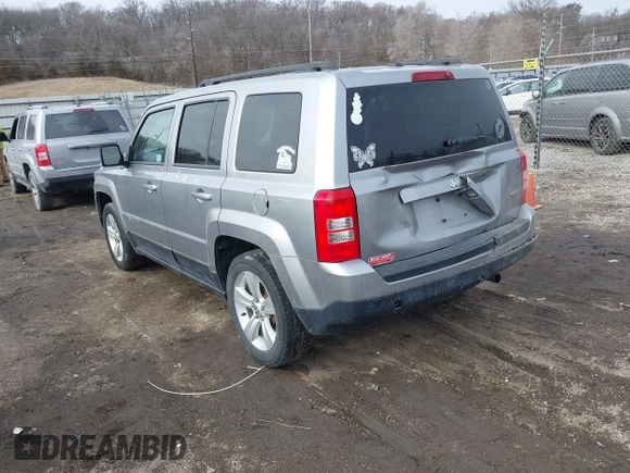 2016 Jeep Patriot Latitude с VIN 1C4NJPFB0GD543677, выставлен на аукционе IAAI как лот 41558393 с пробегом 101 932 миль миль и . История ставок и продаж доступна на DreamBid. Изображение 3.