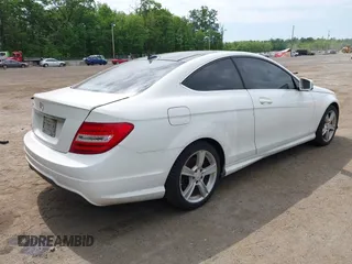 2013 Mercedes-Benz C 250 with VIN WDDGJ4HB5DF995845, listed as a IAAI auction lot 42226040 with 195,054 mi miles and . Bid and sale history available at DreamBid. Image 4.