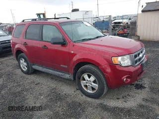 2008 Ford Escape XLT с VIN 1FMCU03108KC38240, выставлен на аукционе IAAI как лот 42121319 с пробегом 289 201 миль миль и . История ставок и продаж доступна на DreamBid. Изображение 1.