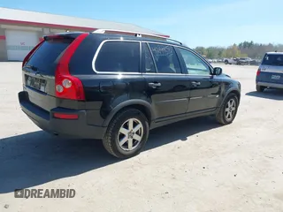 2006 Volvo XC90 2.5L Turbo with VIN YV4CY592361303569, listed as a IAAI auction lot 42149578 with 107,911 mi miles. Bid and sale history available at carsss.com. Image 4.