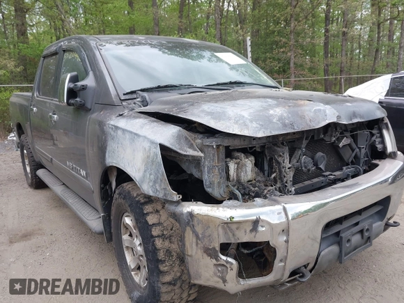 2005 Nissan Titan SE with VIN 1N6BA07B25N536128, listed as a IAAI auction lot 35204423 with Not Provided miles. Bid and sale history available at carsss.com. Image 6.