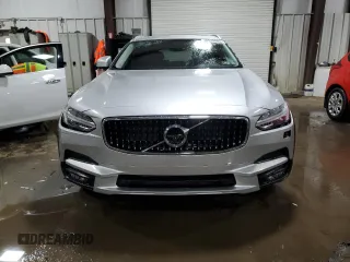 2018 Volvo V90 z VIN YV4102NK0J1033440, wystawiony jako Copart lot #38574003 z przebiegiem 11 451 mil mil oraz . Historia ofert i sprzedaży dostępna na DreamBid. Obrazek 5.