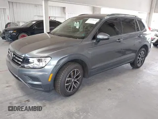 2021 Volkswagen Tiguan S z VIN 3VV1B7AX0MM030915, wystawiony jako IAAI lot #42198262 z przebiegiem 47 500 mil mil oraz . Historia ofert i sprzedaży dostępna na DreamBid. Obrazek 17.