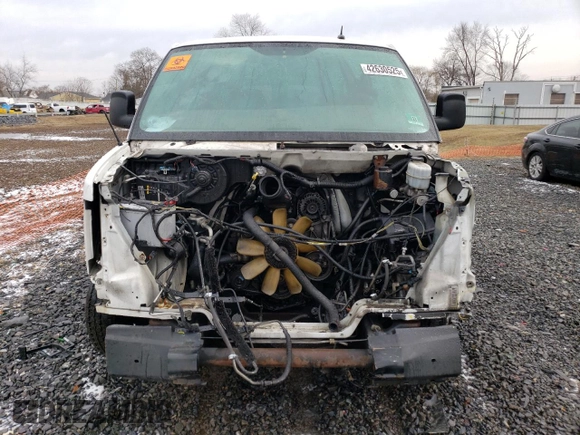 2012 Chevrolet Express Passenger LS with VIN 1GAWGPFG3C1151456, listed as a Copart auction lot 42630525 with 112,674 mi miles and Salvage title. Bid and sale history available at DreamBid. Image 5.