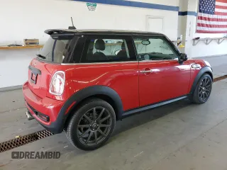 2011 MINI Hardtop S с VIN WMWSV3C59BTY20708, выставлен на аукционе Copart как лот 65652325 с пробегом 88 382 миль миль и Чистый • Clean title. История ставок и продаж доступна на DreamBid. Изображение 3.