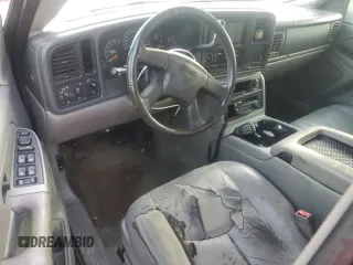 2004 GMC Yukon SLT with VIN 1GKEC13T74R119419, listed as a Copart auction lot 74014864 with 0 mi miles and Salvage Title. Bid and sale history available at carsss.com. Image 8.