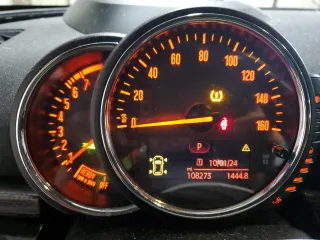 2017 MINI Clubman Cooper S with VIN WMWLU5C39H2G02349, listed as a Copart auction lot 73939114 with 108,273 mi miles and Salvage Title. Bid and sale history available at carsss.com. Image 9.