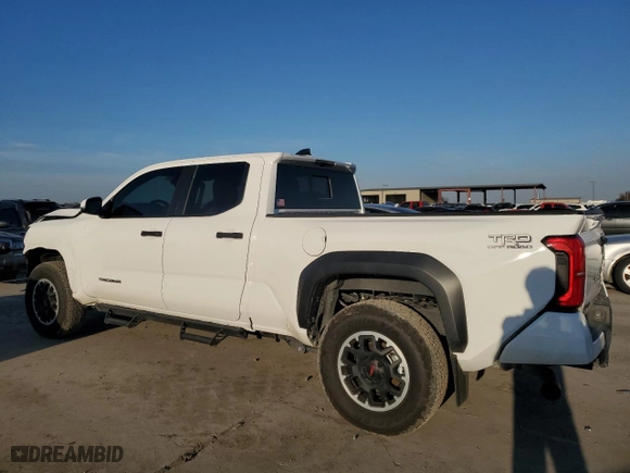 2024 Toyota Tacoma 4WD SR5 with VIN 3TYLB5JN5RT014666, listed as a Copart auction lot 85411754 with 11,043 mi miles and Salvage Title. Bid and sale history available at carsss.com. Image 2.