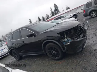 2018 Nissan Rogue SV with VIN KNMAT2MV9JP511230, listed as a IAAI auction lot 41879260 with 137,991 mi miles. Bid and sale history available at carsss.com. Image 13.