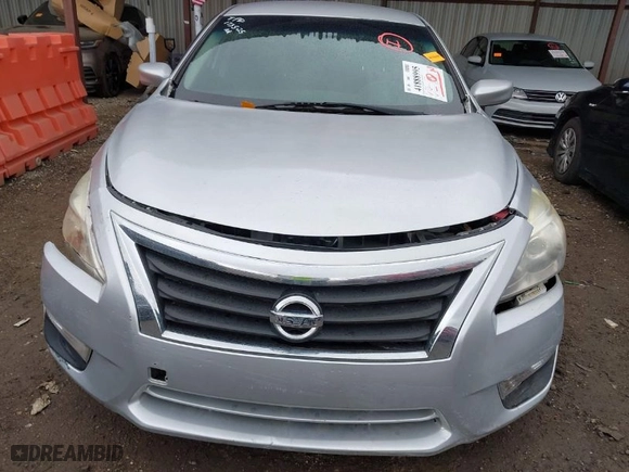 2014 Nissan Altima 2.5 S with VIN 1N4AL3AP5EN371566, listed as a IAAI auction lot 41888995 with 87,472 mi miles. Bid and sale history available at carsss.com. Image 13.
