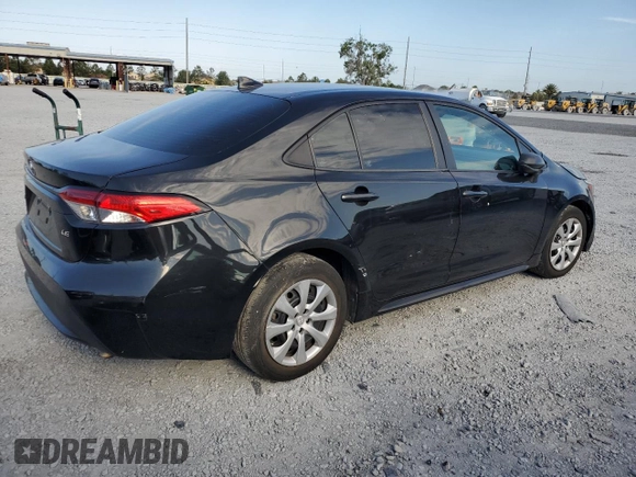 2020 Toyota Corolla LE with VIN 5YFEPRAE7LP069570, listed as a Copart auction lot 55604775 with 132,219 mi miles and Clean Title. Bid and sale history available at carsss.com. Image 3.