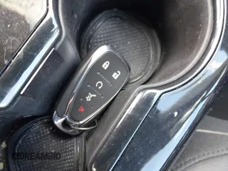 2021 Chevrolet Blazer RS z VIN 3GNKBKRS2MS579534, wystawiony jako IAAI lot #42207795 z przebiegiem 55 716 mil mil oraz . Historia ofert i sprzedaży dostępna na DreamBid. Obrazek 11.