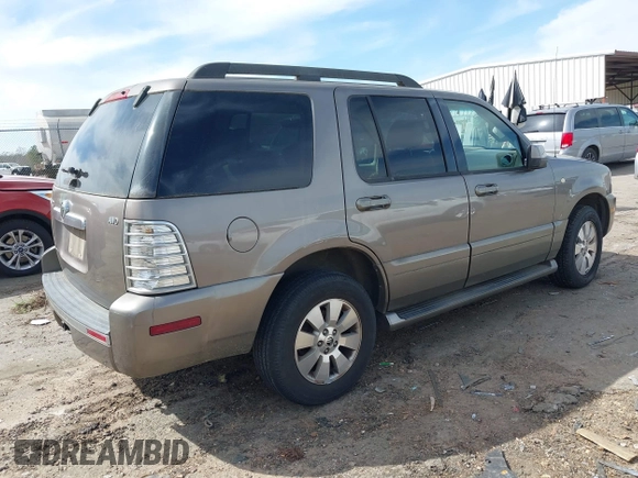 2006 Mercury Mountaineer Luxury z VIN 4M2EU47EX6UJ22752, wystawiony jako IAAI lot #41807719 z przebiegiem 140 442 mil mil oraz . Historia ofert i sprzedaży dostępna na DreamBid. Obrazek 4.