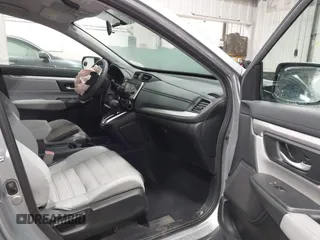 2018 Honda CR-V LX with VIN 2HKRW6H37JH203236, listed as a IAAI auction lot 41991392 with 44,465 mi miles. Bid and sale history available at carsss.com. Image 5.
