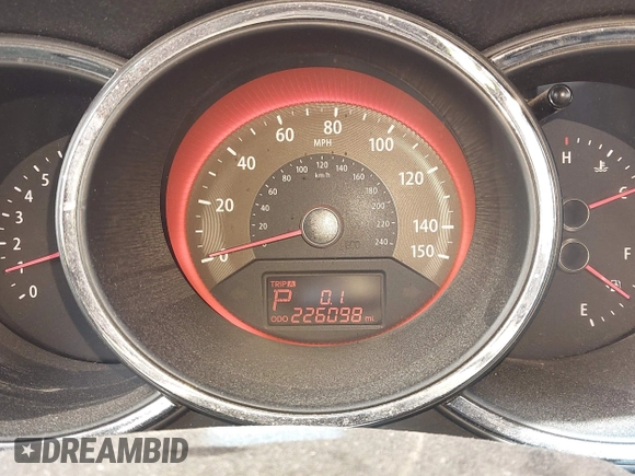 2012 Kia Sorento SX with VIN 5XYKW4A22CG232886, listed as a IAAI auction lot 42143760 with 226,098 mi miles. Bid and sale history available at carsss.com. Image 7.