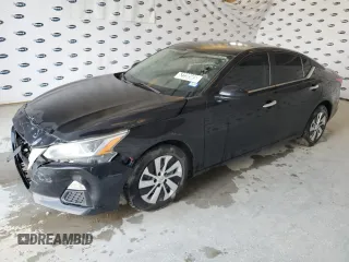 2019 Nissan Altima S z VIN 1N4BL4BV1KC195551, wystawiony jako Copart lot #52338565 z przebiegiem 111 010 mil mil oraz Czysty tytuł • Clean title. Historia ofert i sprzedaży dostępna na DreamBid. Obrazek 1.
