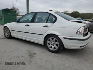 1999 BMW 3 Series 323i with VIN WBAAM3333XKC59029, listed as a Copart auction lot 76257774 with 301,189 mi miles and Salvage Title. Bid and sale history available at carsss.com. Image 2.