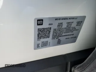 2024 GMC Yukon XL AT4 with VIN 1GKS2HKD8RR264758, listed as a Copart auction lot 77107514 with Not Provided miles and Salvage Title. Bid and sale history available at carsss.com. Image 14.