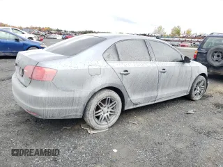2013 Volkswagen Jetta Comfortline с VIN 3VWDL7AJ9DM426147, выставлен на аукционе Copart как лот 74591264 с пробегом 265 457 миль миль и Списание • Salvage title. История ставок и продаж доступна на DreamBid. Изображение 3.