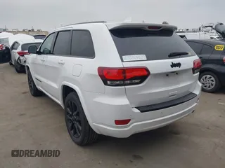 2017 Jeep Grand Cherokee Laredo with VIN 1C4RJEAG9HC805132, listed as a IAAI auction lot 42034175 with 120,949 mi miles and . Bid and sale history available at DreamBid. Image 3.