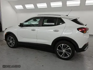 2021 Buick Encore GX Select with VIN KL4MMDSL5MB161629, listed as a Copart auction lot 52447735 with 105,961 mi miles and Clean Title. Bid and sale history available at carsss.com. Image 2.