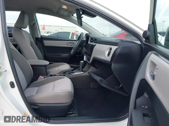 2019 Toyota Corolla L with VIN 5YFBURHE7KP908410, listed as a IAAI auction lot 41934022 with 29,425 mi miles. Bid and sale history available at carsss.com. Image 5.
