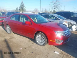 2011 Ford Fusion Hybrid with VIN 3FADP0L3XBR342051, listed as a IAAI auction lot 41880330 with 118,776 mi miles and . Bid and sale history available at DreamBid. Image 1.