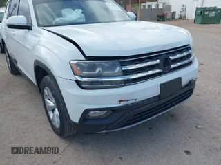 2018 Volkswagen Atlas SE с VIN 1V2KR2CA6JC576835, выставлен на аукционе IAAI как лот 42174916 с пробегом 153 322 миль миль и . История ставок и продаж доступна на DreamBid. Изображение 6.