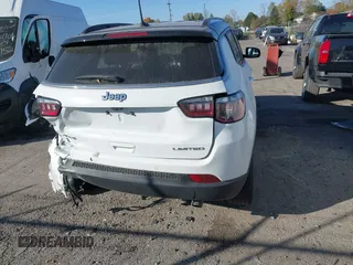 2022 Jeep Compass High Altitude with VIN 3C4NJDCB5NT141390, listed as a IAAI auction lot 40650251 with 28,868 mi miles and . Bid and sale history available at DreamBid. Image 4.
