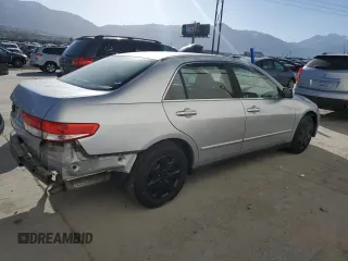 2003 Honda Accord LX z VIN JHMCM56333C014332, wystawiony jako Copart lot #52344385 z przebiegiem 200 432 mil mil oraz Szkoda całkowita • Salvage title. Historia ofert i sprzedaży dostępna na DreamBid. Obrazek 3.