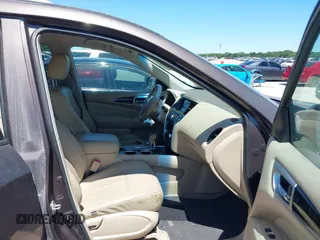 2015 Nissan Pathfinder SV with VIN 5N1AR2MN9FC673089, listed as a IAAI auction lot 42252431 with Not provided miles and . Bid and sale history available at DreamBid. Image 5.