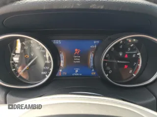 2019 Maserati Levante z VIN ZN661XUA2KX310484, wystawiony jako Copart lot #56796215 z przebiegiem 47 926 mil mil oraz Szkody całkowita. Historia ofert i sprzedaży dostępna na DreamBid. Obrazek 9.