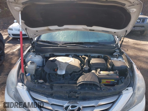 2013 Hyundai Sonata Limited with VIN 5NPEC4AB3DH706800, listed as a IAAI auction lot 41481822 with 205,903 mi miles and . Bid and sale history available at carsss.com. Image 10.