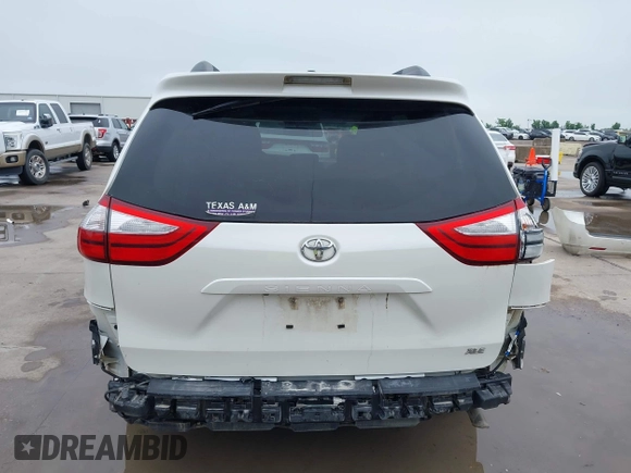 2017 Toyota Sienna XLE Auto Access Seat z VIN 5TDYZ3DC2HS846346, wystawiony jako IAAI lot #42126507 z przebiegiem 223 462 mil mil oraz . Historia ofert i sprzedaży dostępna na DreamBid. Obrazek 17.