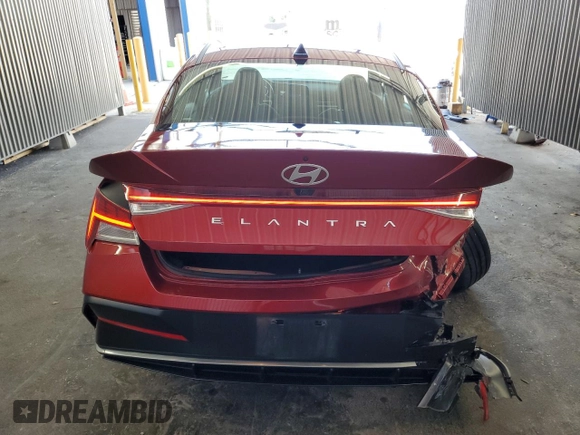 2025 Hyundai Elantra SEL Convenience z VIN KMHLS4DG8SU905048, wystawiony jako Copart lot #60629125 z przebiegiem 11 557 mil mil oraz Szkoda całkowita • Salvage title. Historia ofert i sprzedaży dostępna na DreamBid. Obrazek 6.