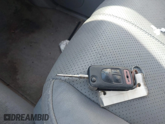 2000 Mercedes-Benz M 320/430/500 с VIN 4JGAB54E0YA146627, выставлен на аукционе IAAI как лот 41292173 с пробегом 116 790 миль миль и . История ставок и продаж доступна на DreamBid. Изображение 11.