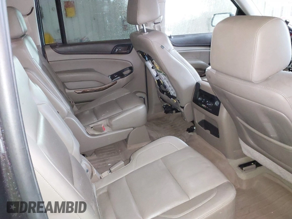 2015 GMC Yukon XL SLT with VIN 1GKS2HKC6FR667110, listed as a IAAI auction lot 41472250 with 141,383 mi miles. Bid and sale history available at carsss.com. Image 8.