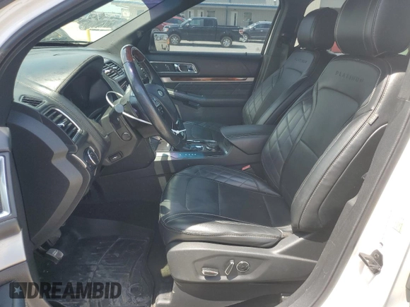 2017 Ford Explorer Platinum с VIN 1FM5K8HT2HGA66951, выставлен на аукционе Copart как лот 61423675 с пробегом 205 686 миль миль и Списание • Salvage title. История ставок и продаж доступна на DreamBid. Изображение 7.