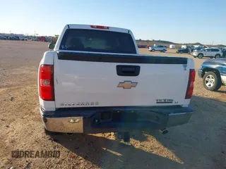 2008 Chevrolet Silverado 1500 1LT with VIN 3GCEC13J28G170004, listed as a IAAI auction lot 41690352 with 238,573 mi miles and . Bid and sale history available at DreamBid. Image 16.