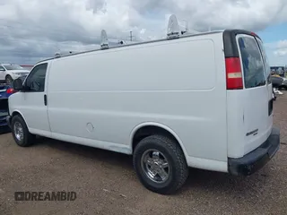 2014 Chevrolet Express Cargo z VIN 1GCWGGBA8E1122630, wystawiony jako IAAI lot #42695749 z przebiegiem 208 291 mil mil oraz . Historia ofert i sprzedaży dostępna na DreamBid. Obrazek 14.