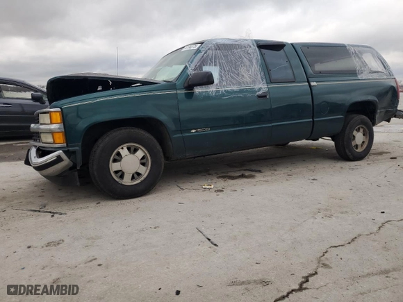 1997 Chevrolet C/K 1500 with VIN 1GCEC19W1VE157394, listed as a Copart auction lot 44196375 with 232,327 mi miles and Salvage Title. Bid and sale history available at carsss.com. Image 1.