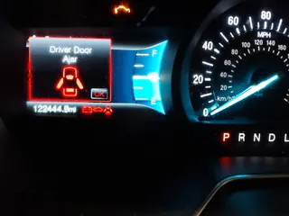 2017 Ford Fusion SE with VIN 3FA6P0H72HR282909, listed as a IAAI auction lot 41570558 with 122,444 mi miles. Bid and sale history available at carsss.com. Image 16.