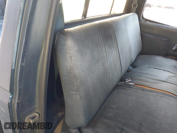 1987 Ford F-150 with VIN 1FTDF15Y0HNA83870, listed as a IAAI auction lot 41659853 with 1 mi miles. Bid and sale history available at carsss.com. Image 8.