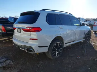 2019 BMW X7 xDrive50i with VIN 5UXCX4C58KLS35656, listed as a IAAI auction lot 41690202 with 91,135 mi miles. Bid and sale history available at carsss.com. Image 4.