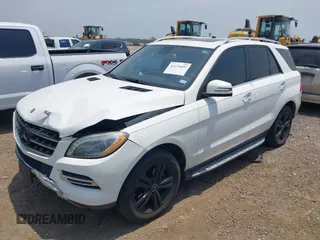 2014 Mercedes-Benz M 350 with VIN 4JGDA5JB5EA296576, listed as a IAAI auction lot 42274692 with 155,604 mi miles and . Bid and sale history available at DreamBid. Image 19.