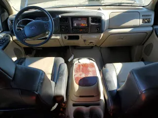 2005 Ford Excursion Eddie Bauer с VIN 1FMSU45P45ED48416, выставлен на аукционе Copart как лот 82847844 с пробегом 190 717 миль миль и Чистый • Clean title. История ставок и продаж доступна на DreamBid. Изображение 8.