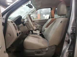 2011 Ford Escape Hybrid with VIN 1FMCU4K38BKC65798, listed as a Copart auction lot 85663794 with 95,294 mi miles and Clean title. Bid and sale history available at DreamBid. Image 7.