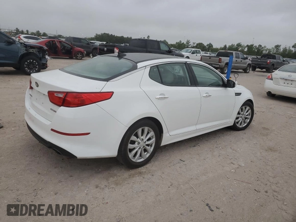 2015 Kia Optima EX with VIN 5XXGN4A75FG439429, listed as a Copart auction lot 51784085 with 74,006 mi miles and Clean Title. Bid and sale history available at carsss.com. Image 3.