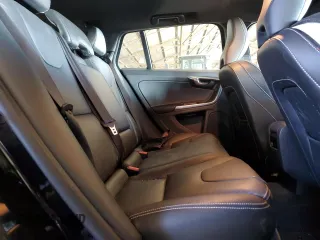 2017 Volvo V60 Premier with VIN YV140MEK7H1338322, listed as a Copart auction lot 87402344 with 58,365 mi miles and Salvage Title. Bid and sale history available at carsss.com. Image 10.