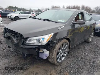 2014 Buick LaCrosse Leather with VIN 1G4GB5G30EF178500, listed as a IAAI auction lot 42016329 with 144,090 mi miles. Bid and sale history available at carsss.com. Image 18.